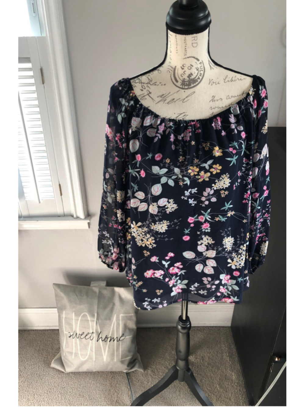 New York and Company sz large blouse